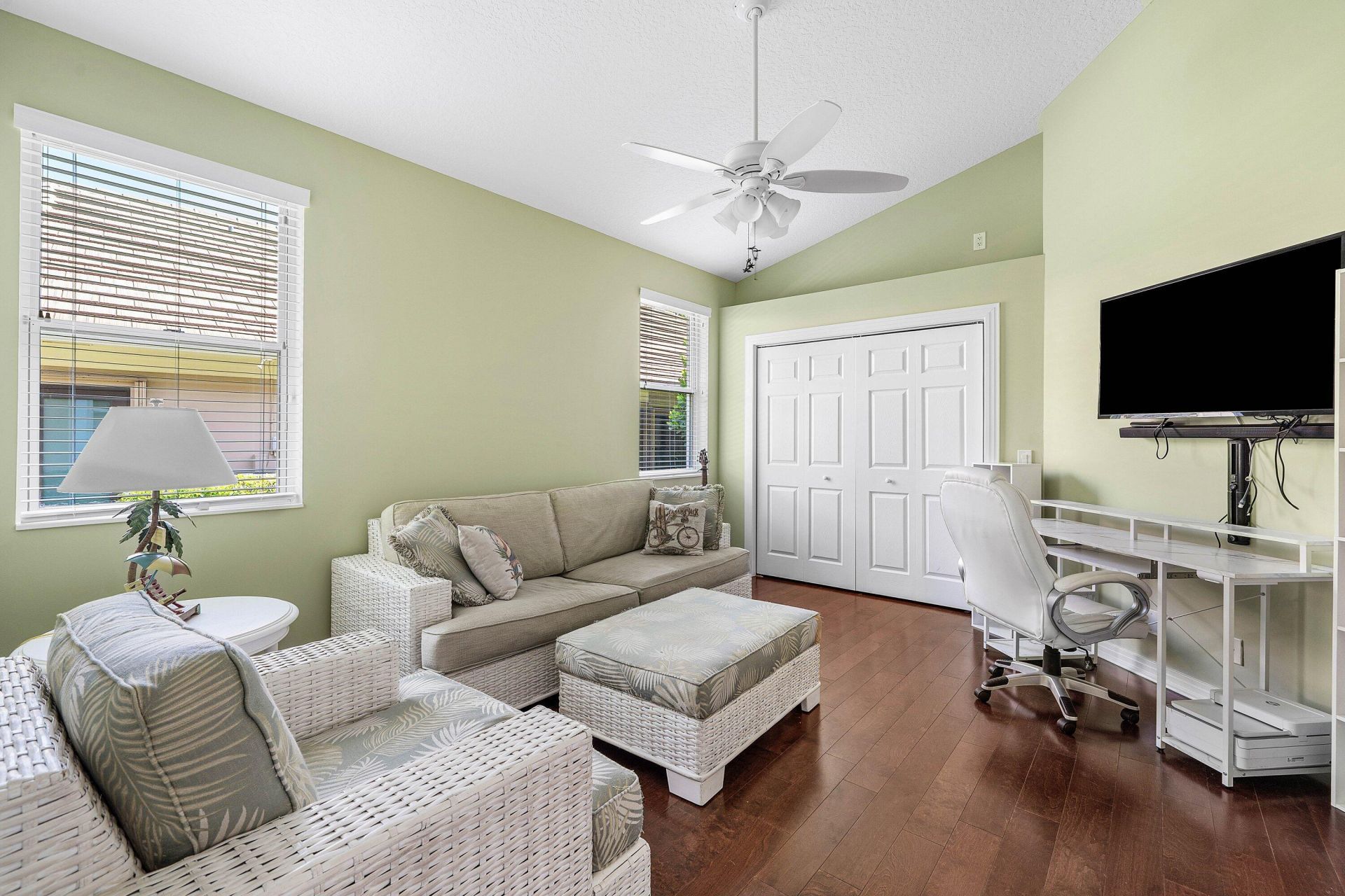 221 Thornton Drive, Palm Beach Gardens, FL 33418 Photo