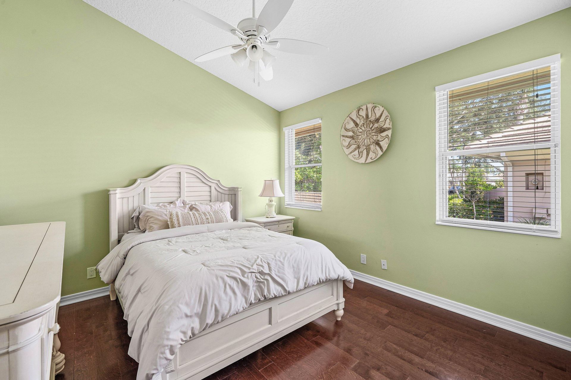 221 Thornton Drive, Palm Beach Gardens, FL 33418 Photo
