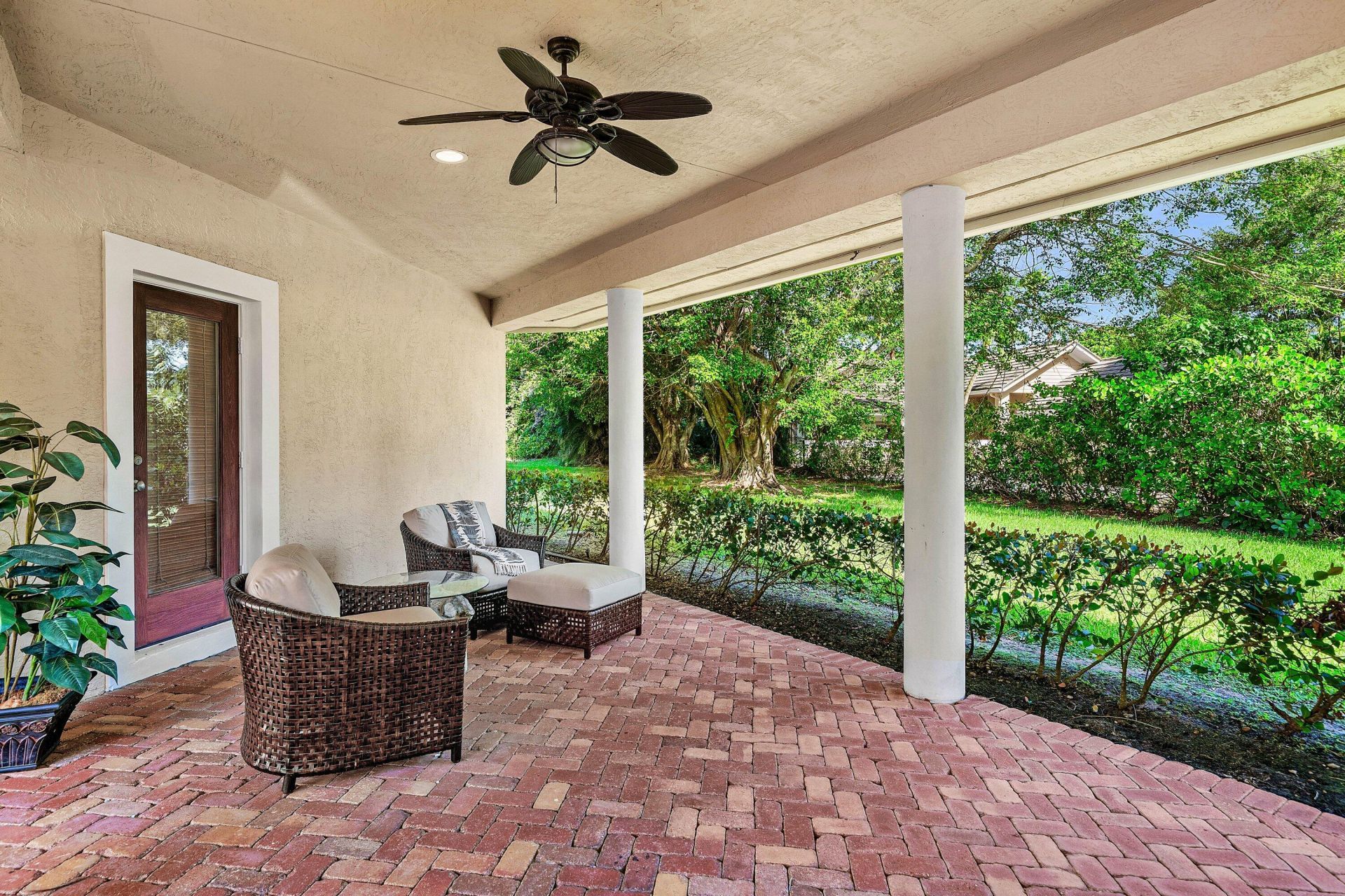 221 Thornton Drive, Palm Beach Gardens, FL 33418 Photo