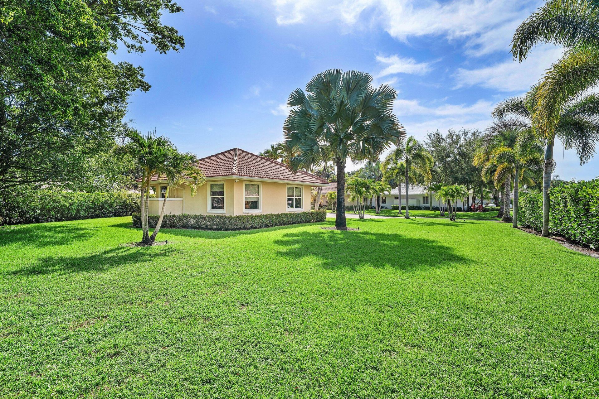 221 Thornton Drive, Palm Beach Gardens, FL 33418 Photo