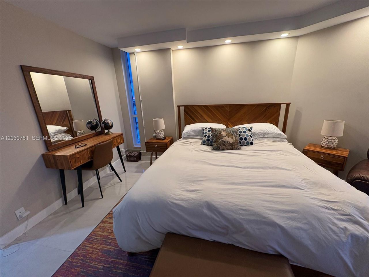 6767 Collins Ave , Unit 1701, Miami Beach, FL 33141 Photo