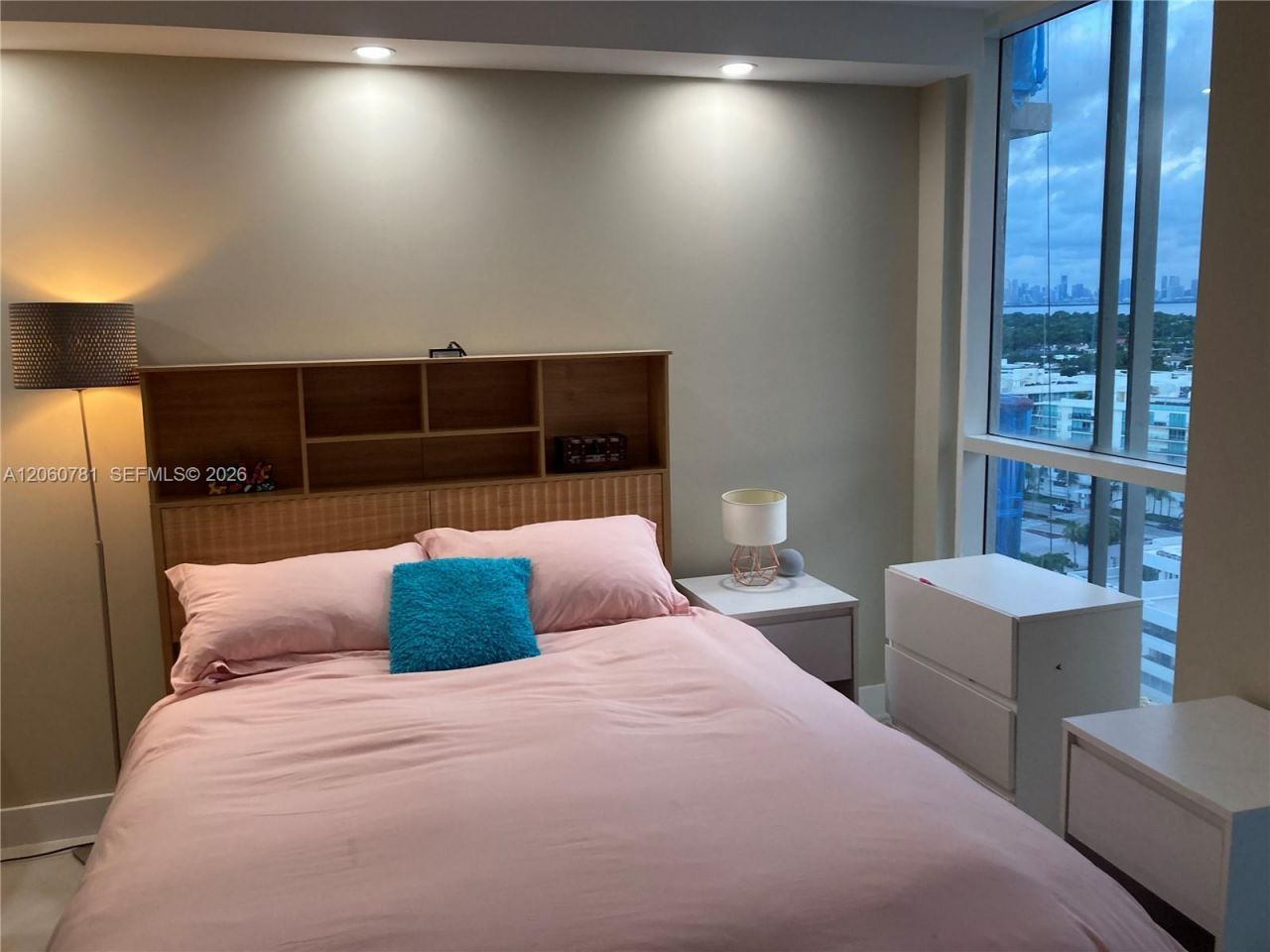 6767 Collins Ave , Unit 1701, Miami Beach, FL 33141 Photo