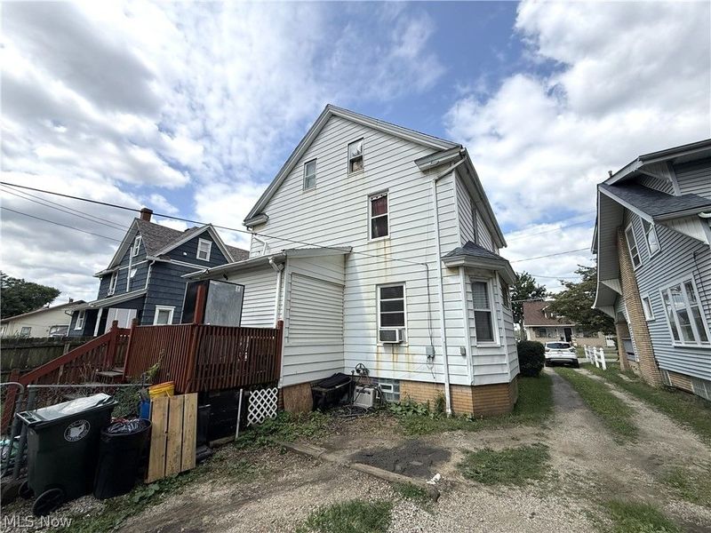 812 Clarendon Avenue NW, Canton, OH 44708 Photo 4