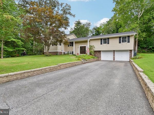 582 RICHARD WAY, SEVERNA PARK, MD 21146