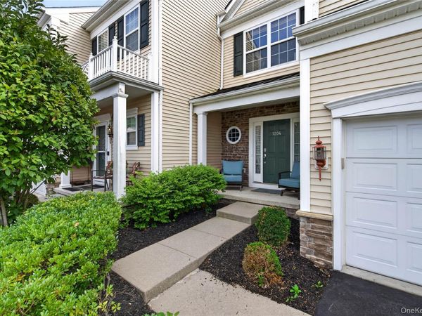 30 Banbury Way, Unit 1204, Newburgh, NY 12550
