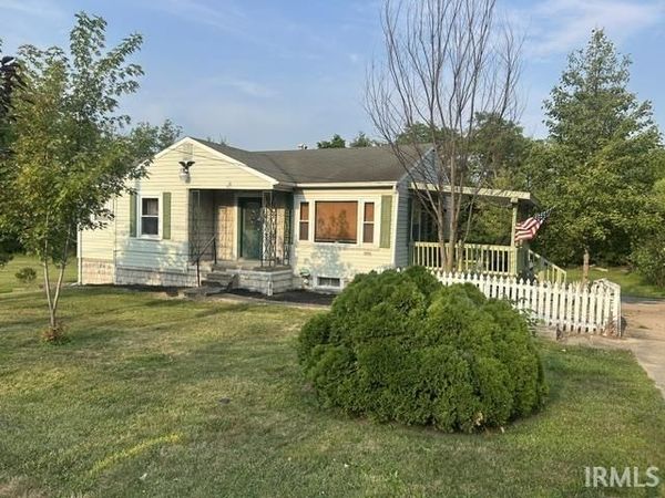 731 S Main Street, Upland, IN 46989