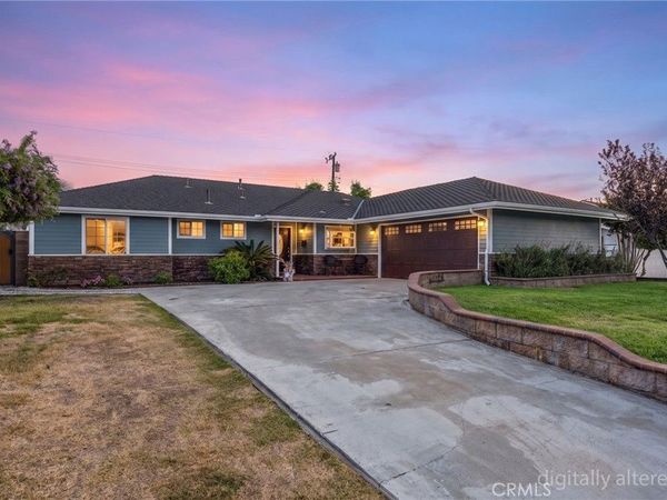 1040 El Mirador Drive, Fullerton, CA 92835