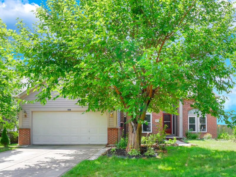 8683 Linick Drive, Reynoldsburg, OH 43068 Photo 5