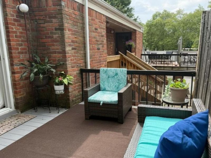 1555 Lafayette Drive, Unit B, Columbus, OH 43220 Photo 21
