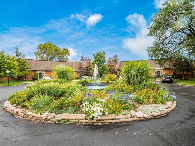 1555 Lafayette Drive, Unit B, Columbus, OH 43220 Photo 32