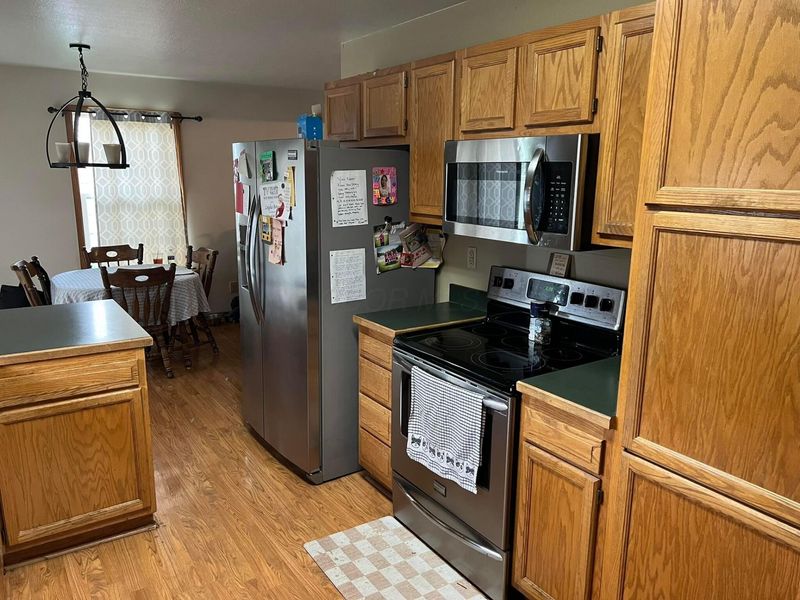 5024 Nelson Drive, Ashville, OH 43103 Photo 10