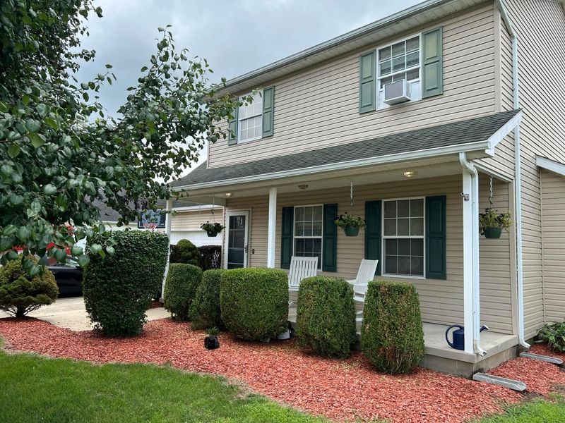 5024 Nelson Drive, Ashville, OH 43103 Photo 2
