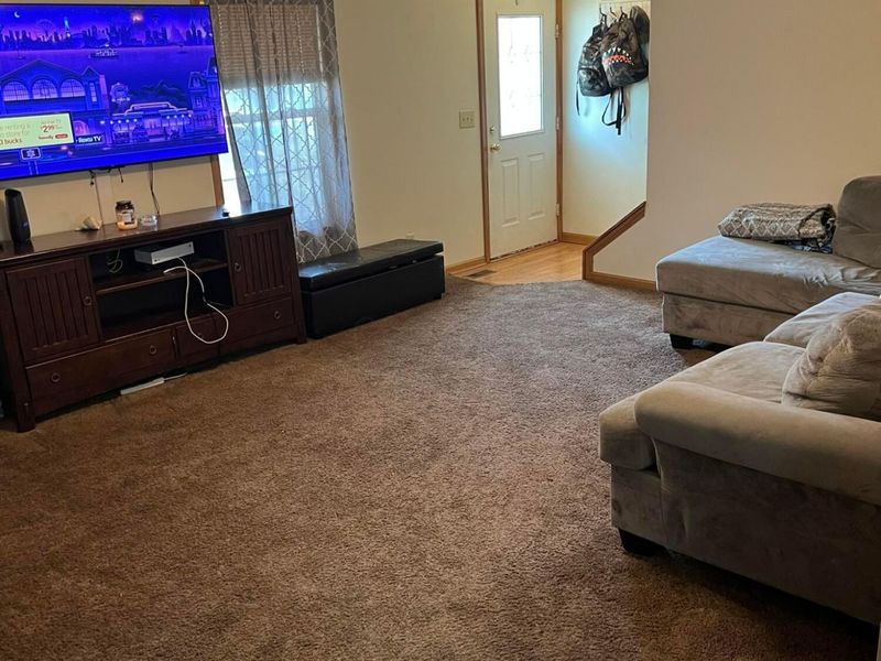 5024 Nelson Drive, Ashville, OH 43103 Photo 5