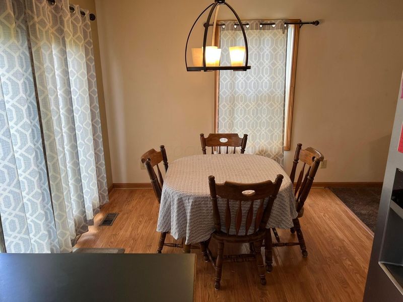 5024 Nelson Drive, Ashville, OH 43103 Photo 7