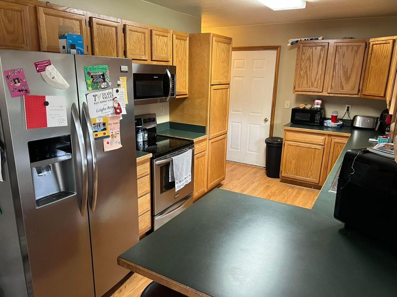 5024 Nelson Drive, Ashville, OH 43103 Photo 9