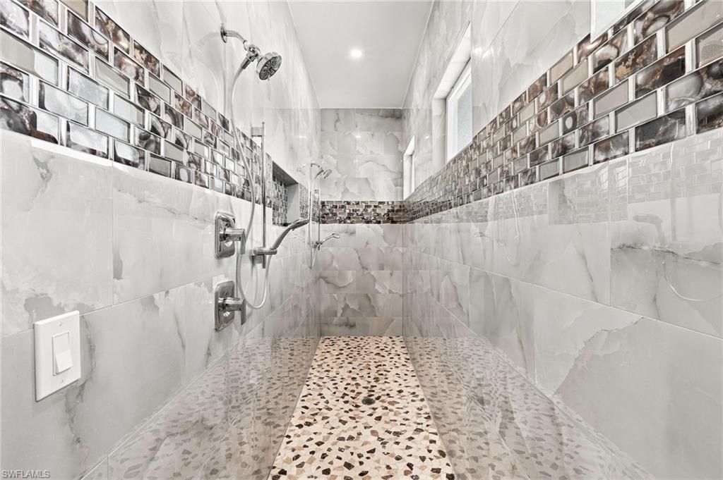 1853 Della Dr , Naples, FL 34117 Photo