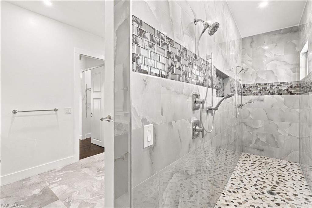 1853 Della Dr , Naples, FL 34117 Photo