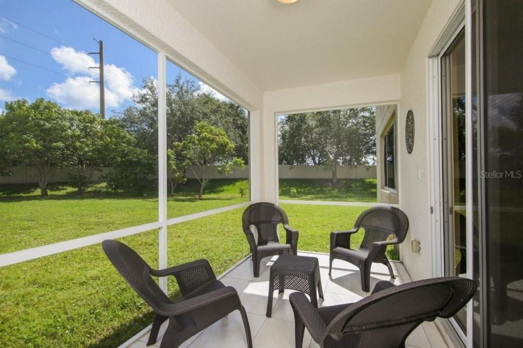 6945 74th Street Circle E, Bradenton, FL 34203 Photo