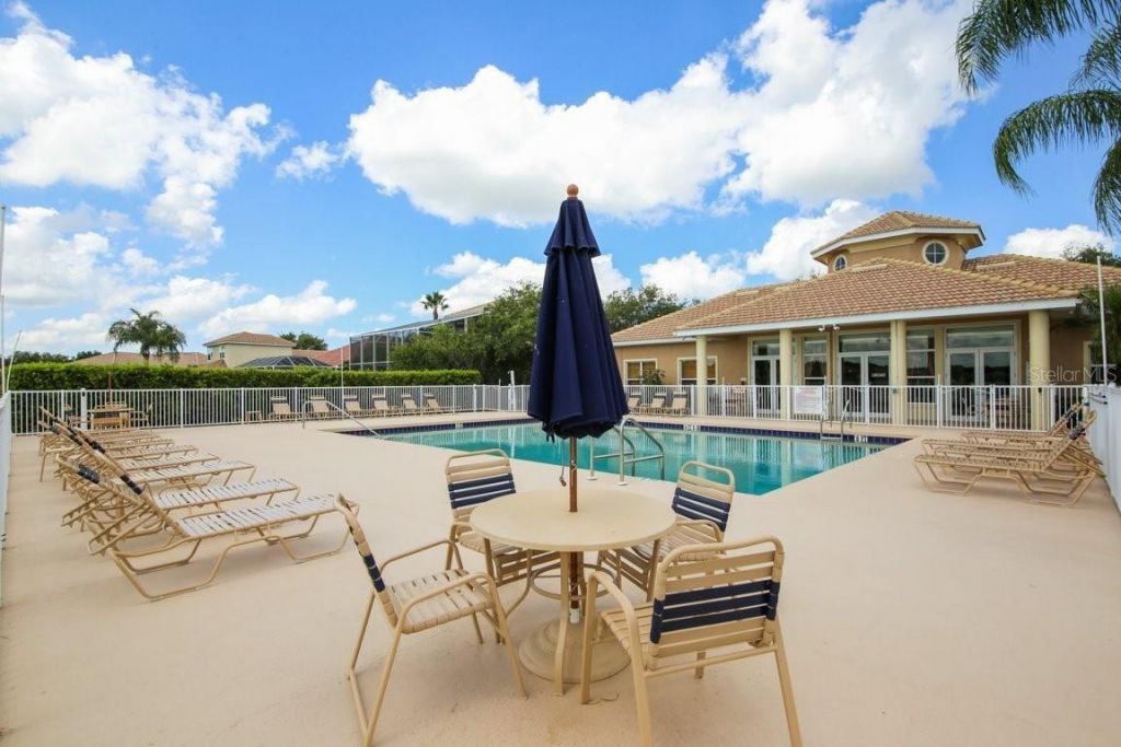 6945 74th Street Circle E, Bradenton, FL 34203 Photo