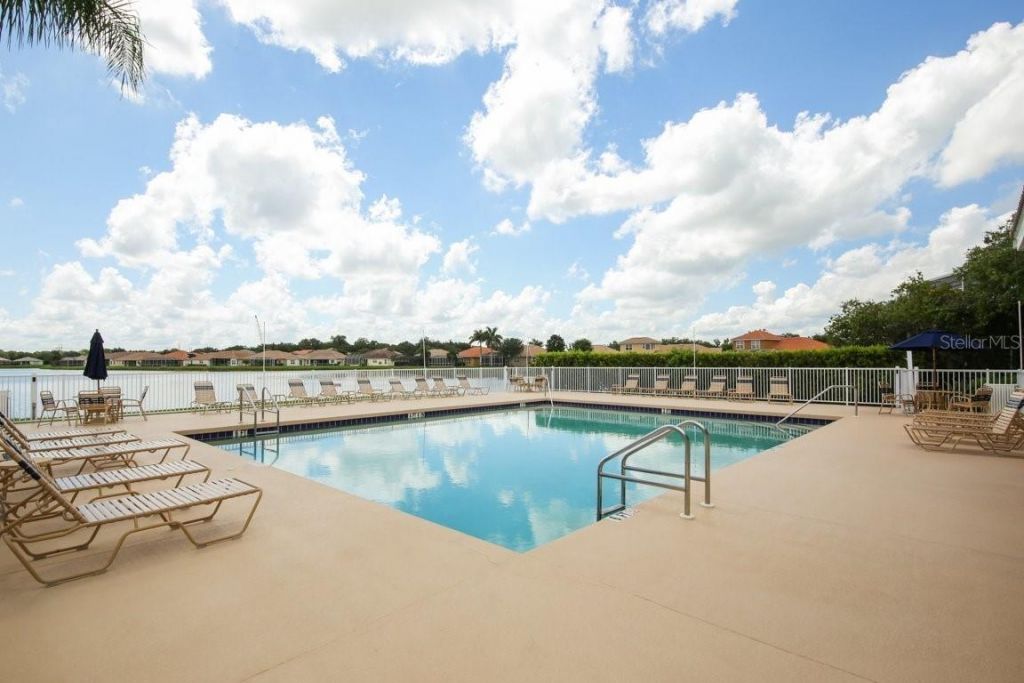 6945 74th Street Circle E, Bradenton, FL 34203 Photo