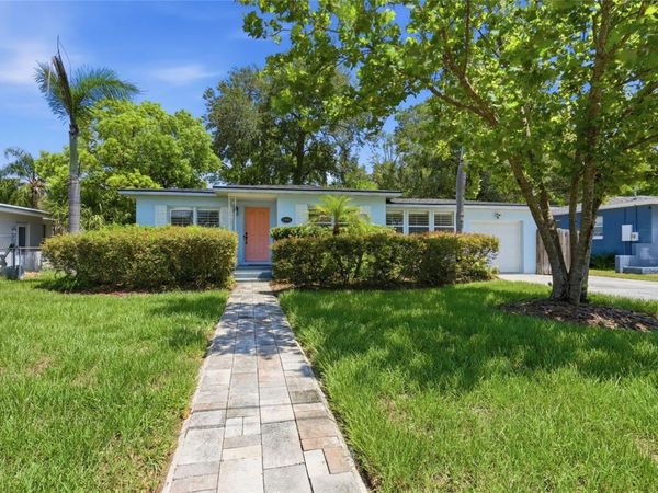 2901 E PINE STREET, ORLANDO, FL 32803