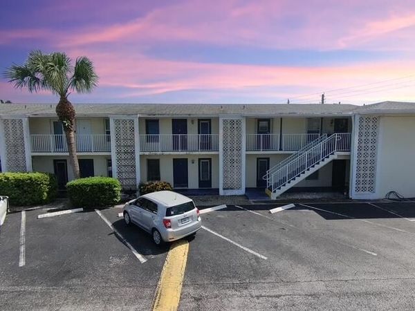 809 HUMMINGBIRD Way, Unit 7C, North Palm Beach, FL 33408