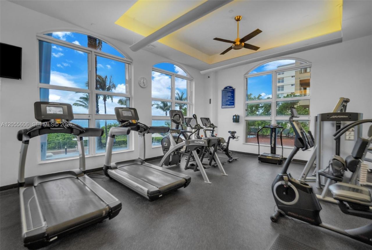2065 S Ocean Dr, Unit TH1, Hallandale Beach, FL 33009 Photo