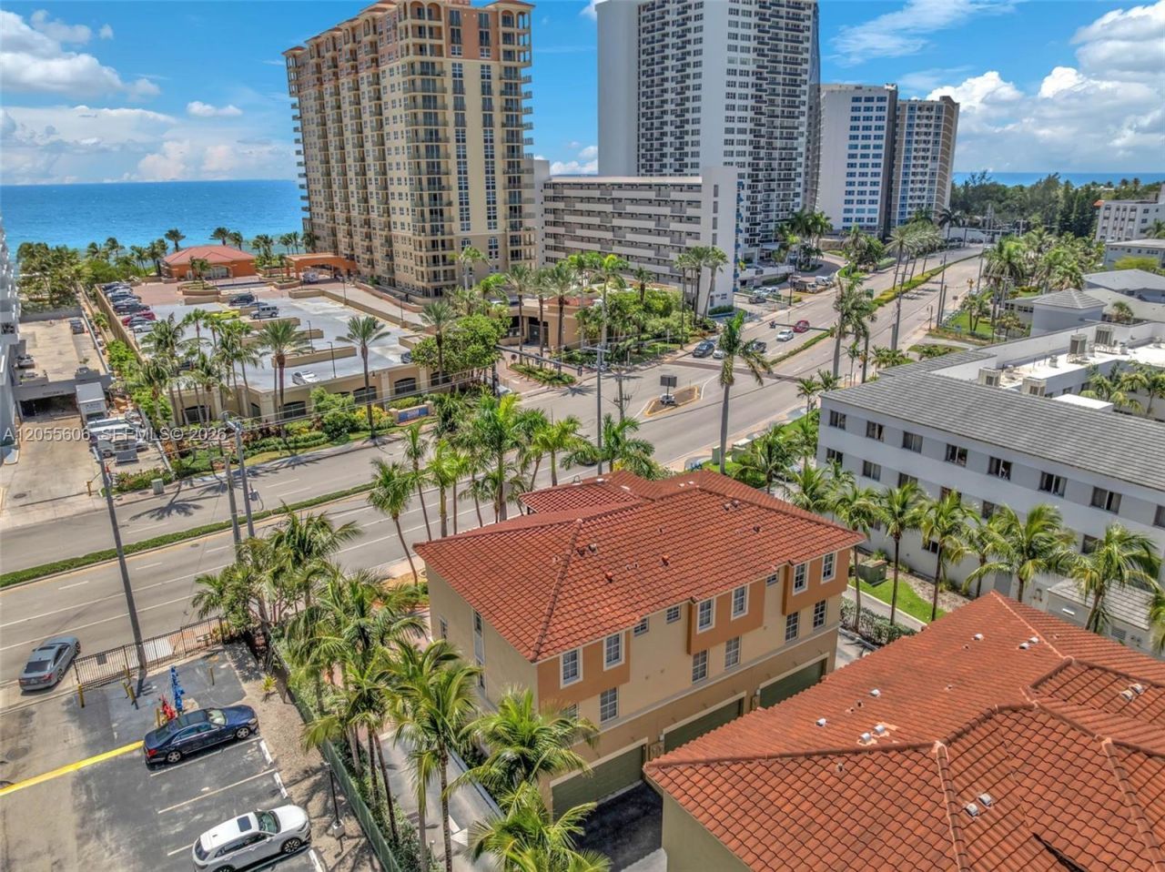 2065 S Ocean Dr, Unit TH1, Hallandale Beach, FL 33009 Photo