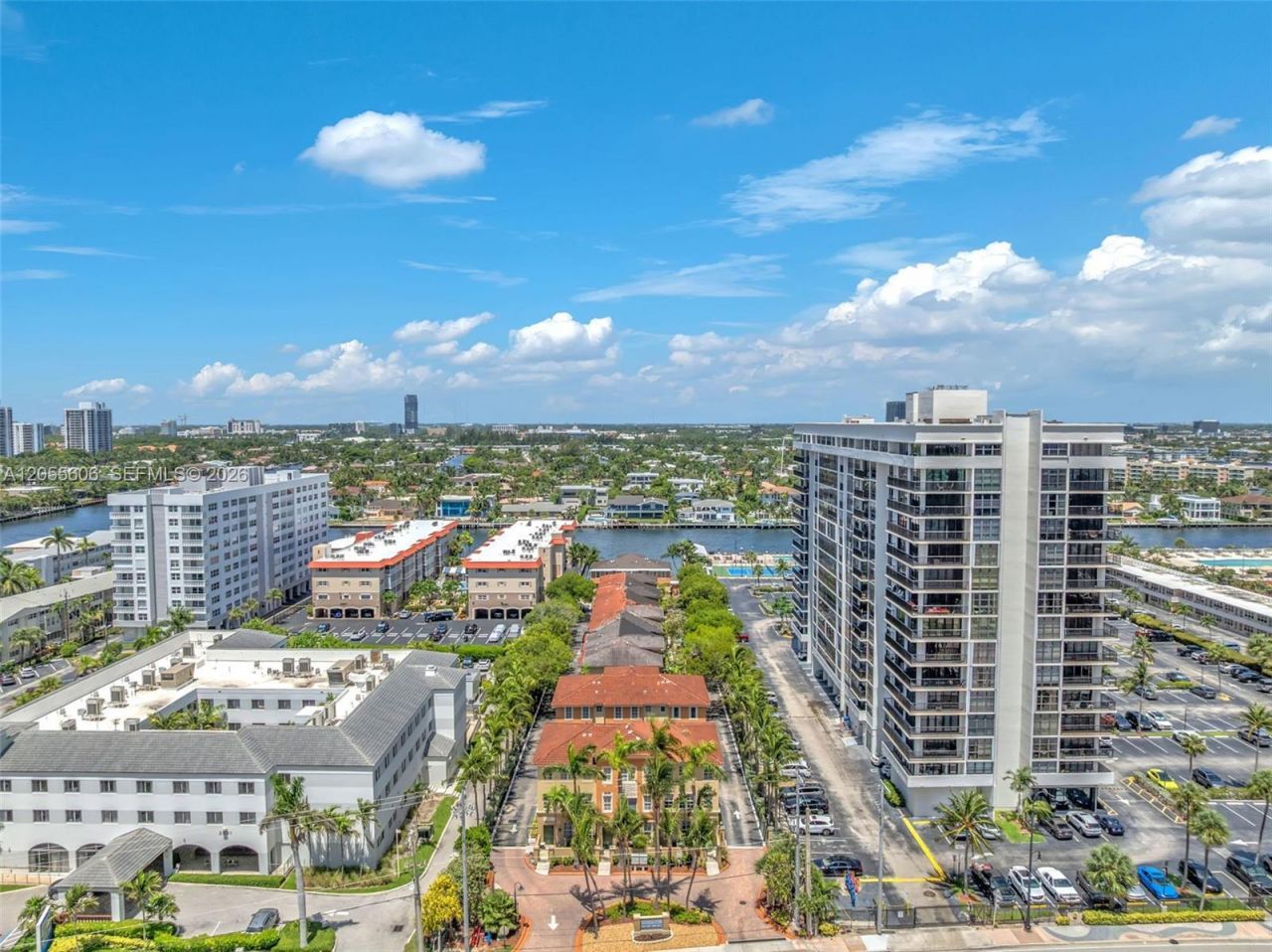 2065 S Ocean Dr, Unit TH1, Hallandale Beach, FL 33009 Photo