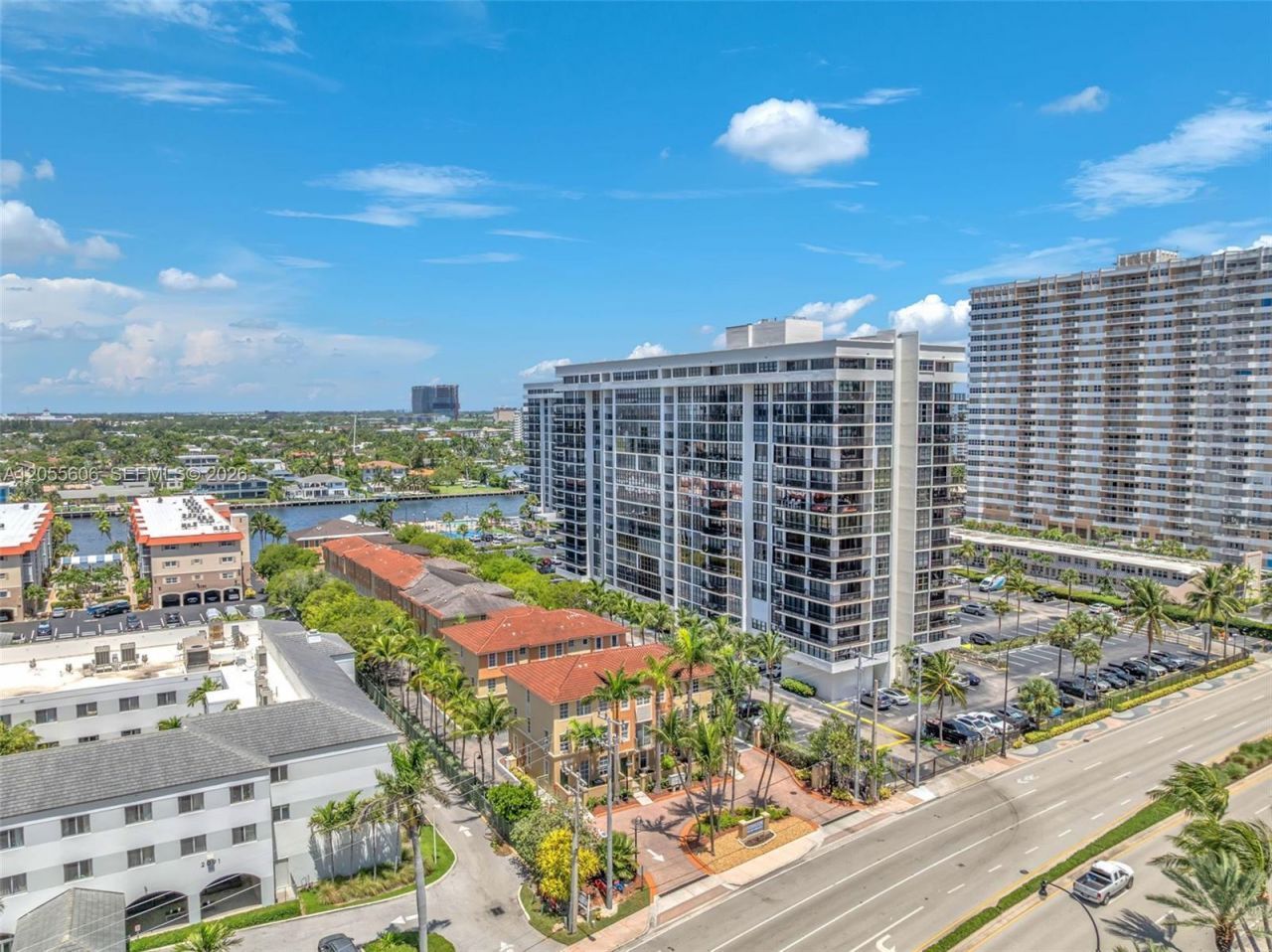 2065 S Ocean Dr, Unit TH1, Hallandale Beach, FL 33009 Photo