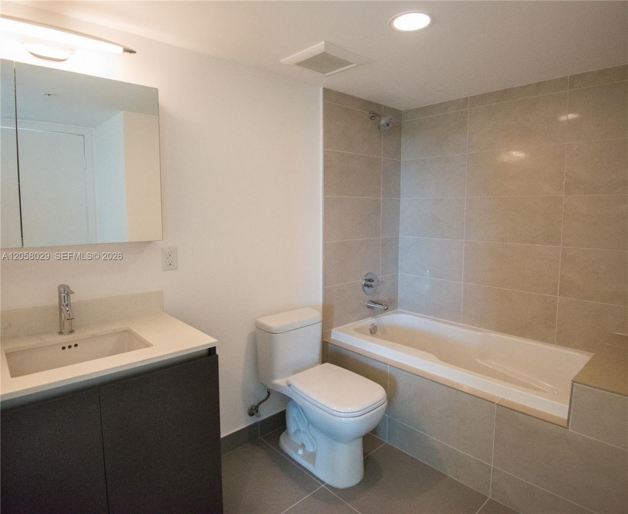 6620 Indian Creek Dr, Unit 301, Miami Beach, FL 33141 Photo