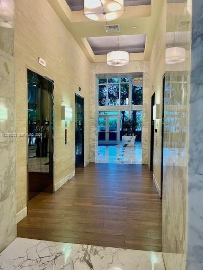 185 SW 7th St , Unit 1605, Miami, FL 33130 Photo