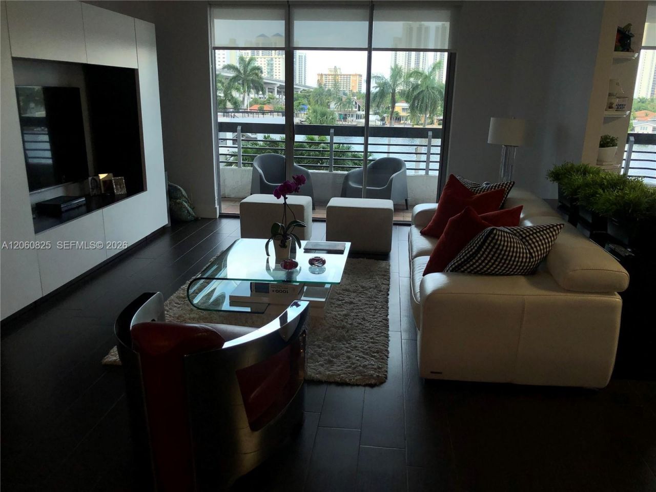 19101 NE 36th Ct , Unit 411, Aventura, FL 33180 Photo