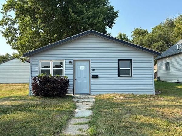 225 W Park Street , Spencer, IA 51301