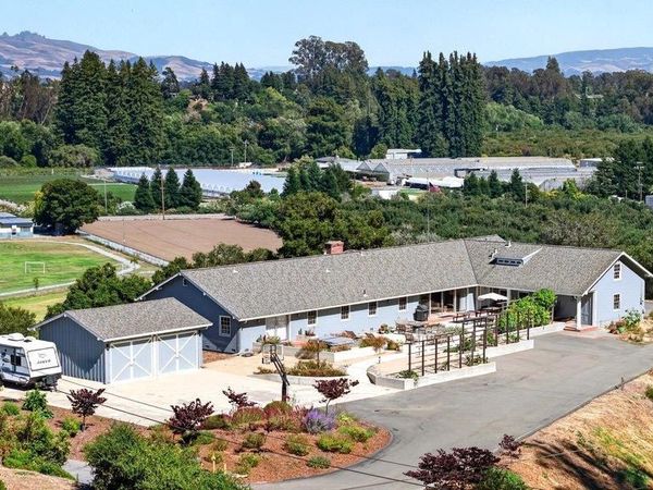 75 Skylark Lane, Watsonville, CA 95076