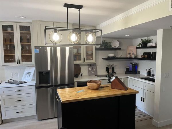 24055 PASEO DEL LAGO, Unit 155, Laguna Woods, CA 92637
