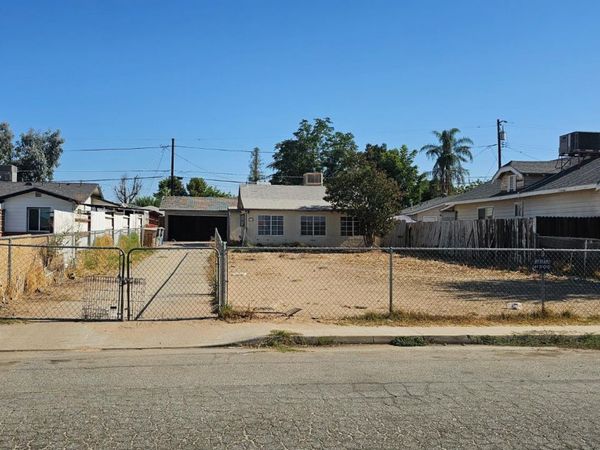 434 Francis Street, Bakersfield, CA 93308