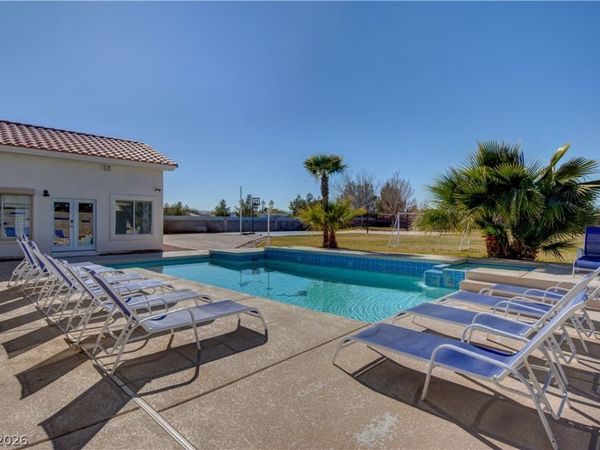 8345 Fairfield Avenue , Las Vegas, NV 89123