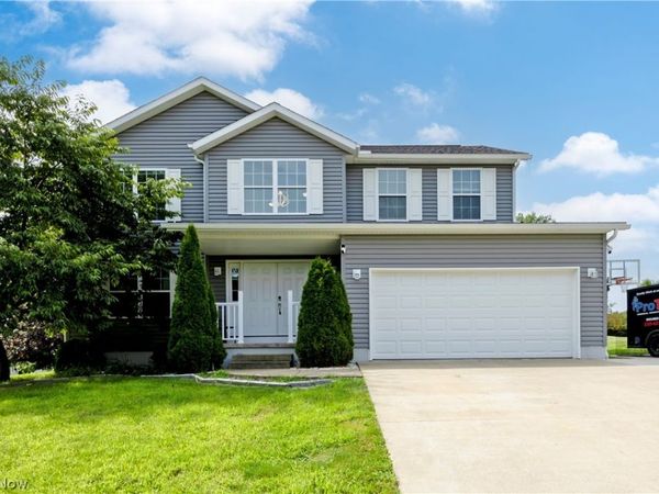 723 Apple Blossom Lane , Orrville, OH 44667
