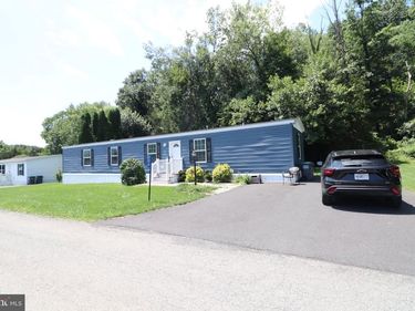 200 FAWN VALLEY ROAD, STROUDSBURG, PA 18360