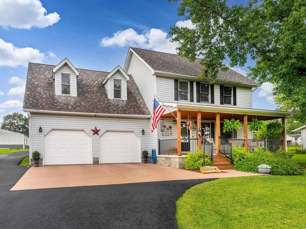 509 W ROYAL Street, Goreville, IL 62939