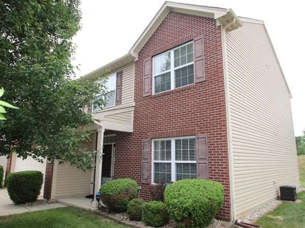 12536 Schoolhouse Road , Fishers, IN 46037