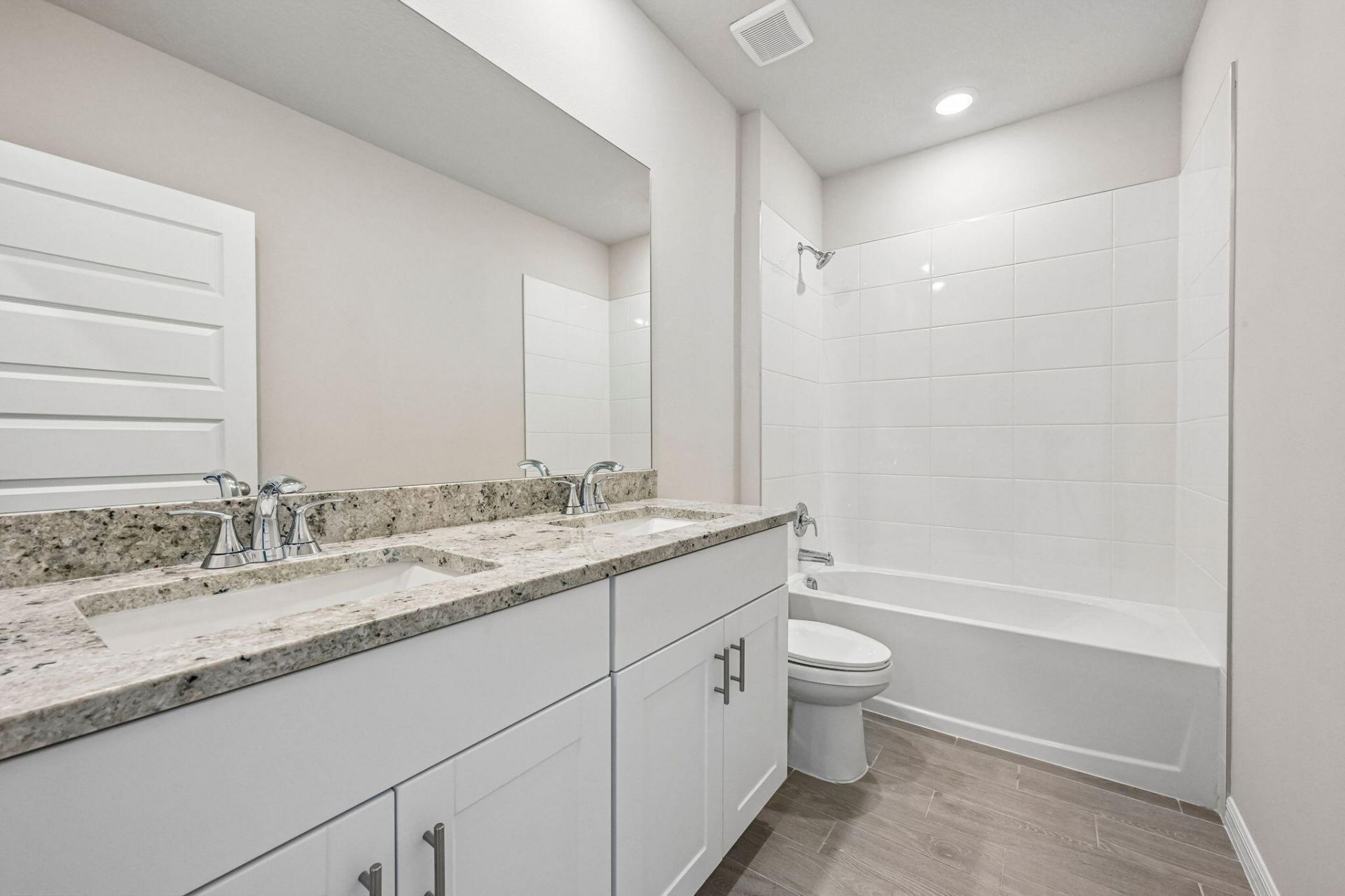 5437 Hampton Park Circle, Vero Beach, FL 32966 Photo