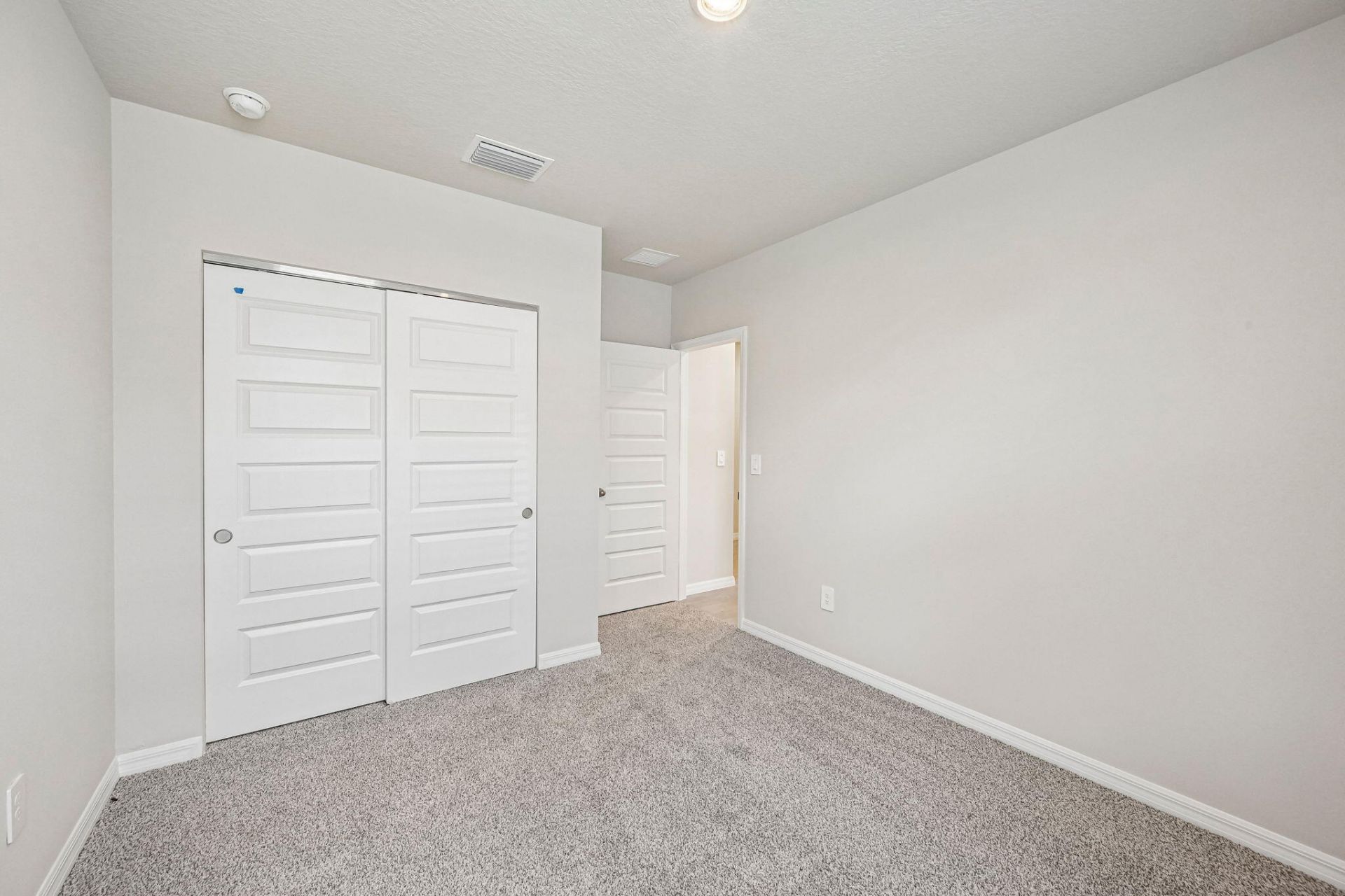 5437 Hampton Park Circle, Vero Beach, FL 32966 Photo