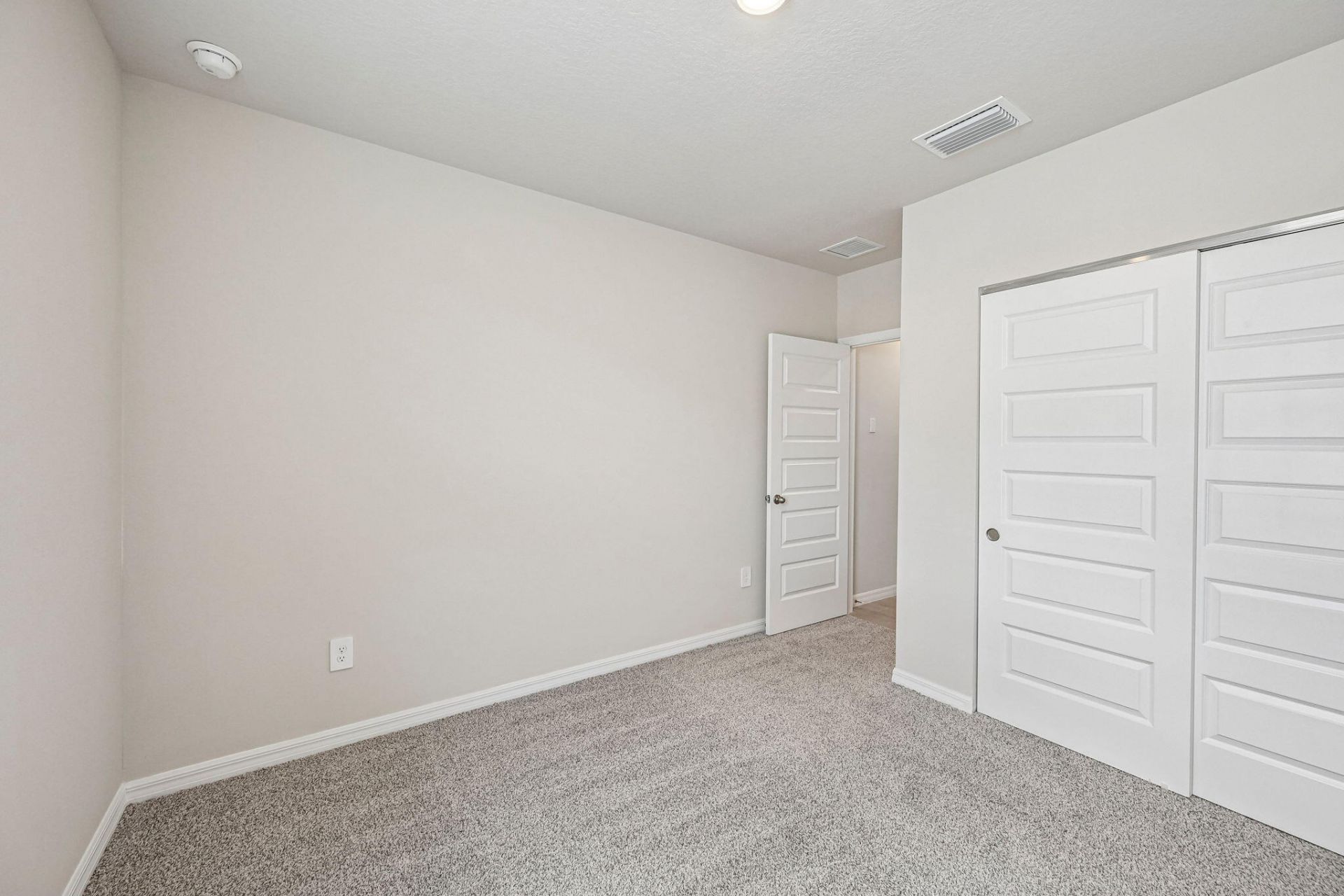 5437 Hampton Park Circle, Vero Beach, FL 32966 Photo
