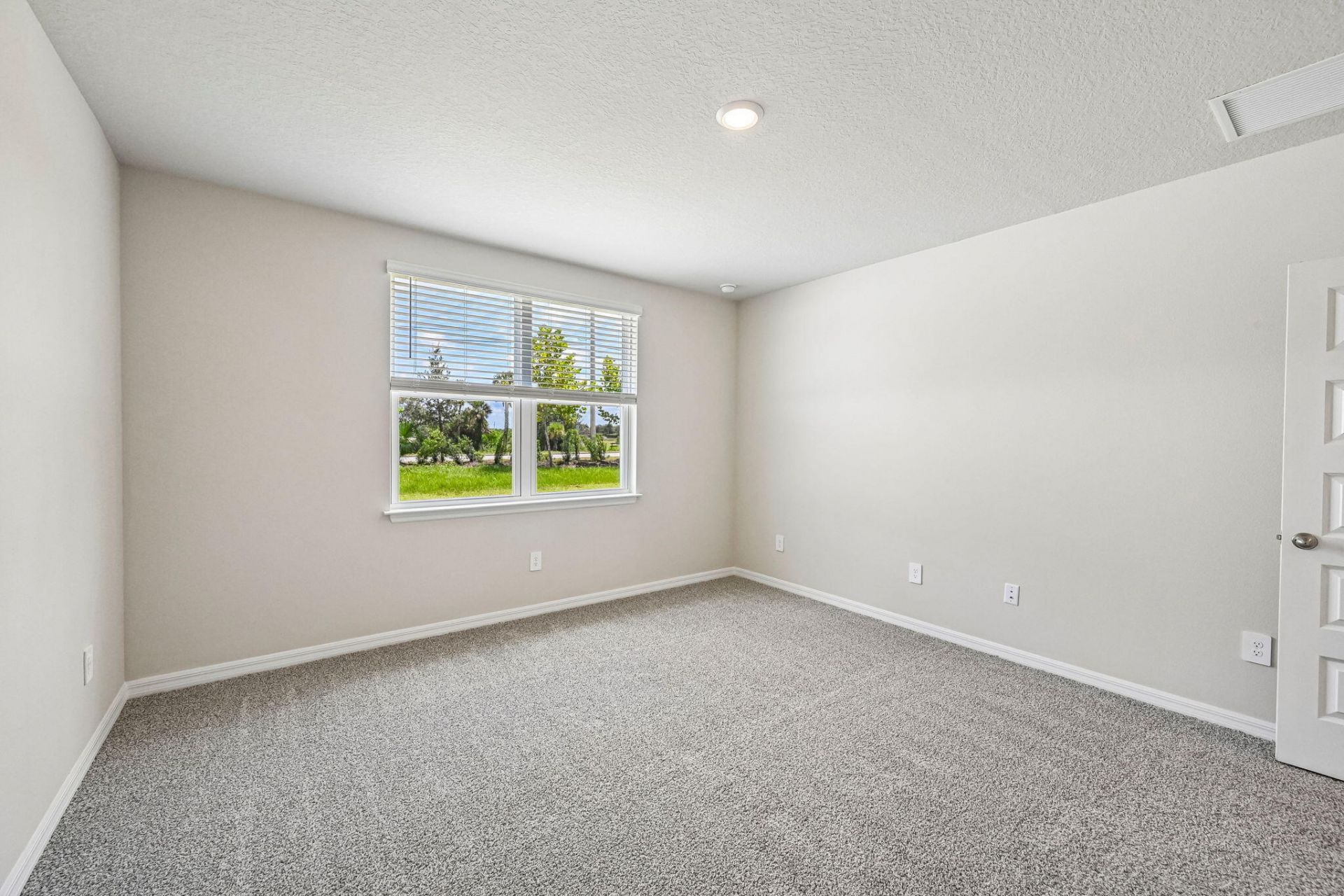 5437 Hampton Park Circle, Vero Beach, FL 32966 Photo