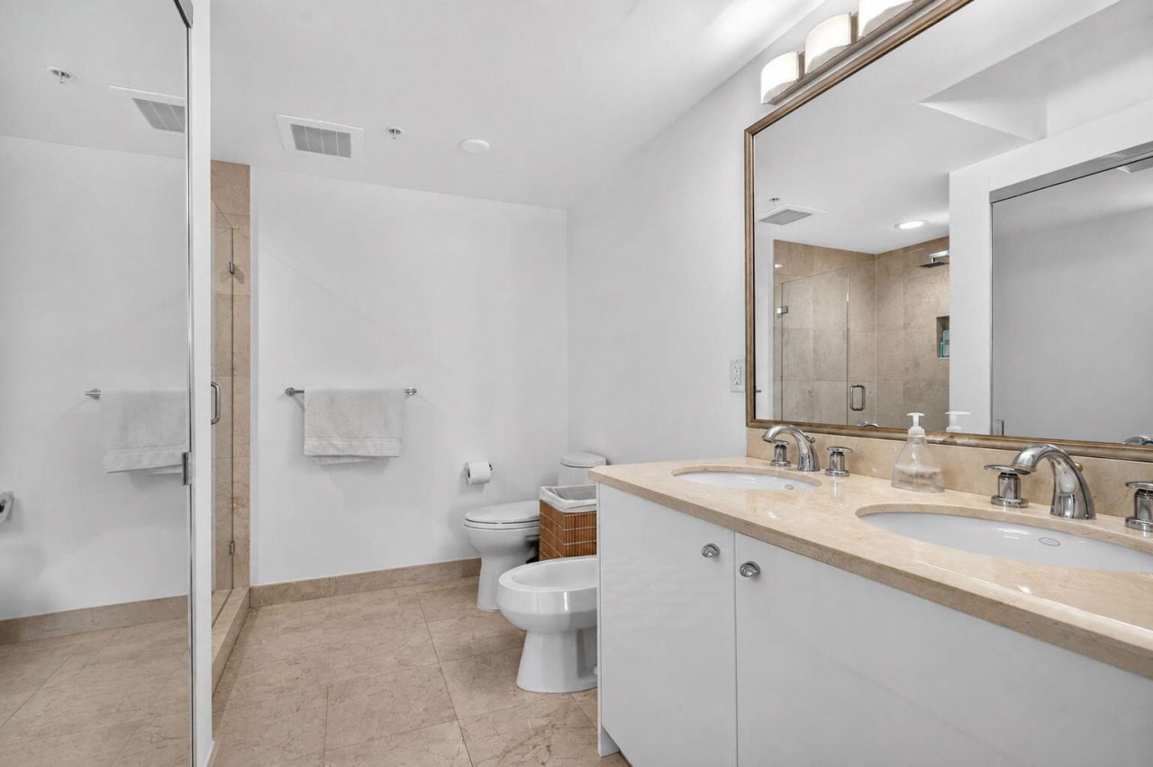 19400 Turnberry Way, Unit 921, Aventura, FL 33180 Photo