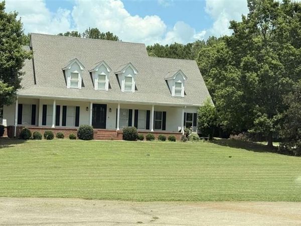 885 Kelleytown Road , Mcdonough, GA 30252