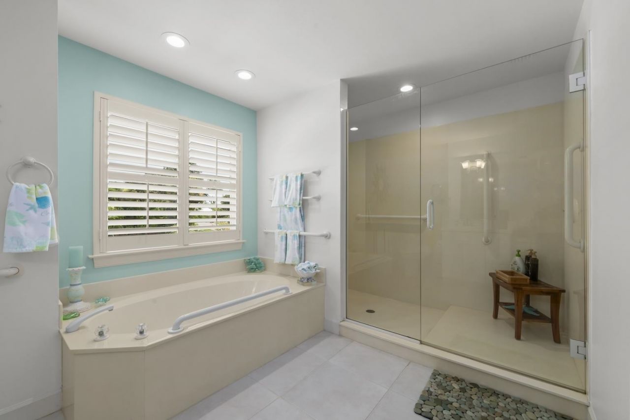 1858 Farm Trl, Sanibel, FL 33957 Photo