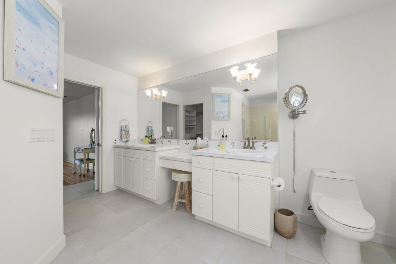 1858 Farm Trl, Sanibel, FL 33957 Photo